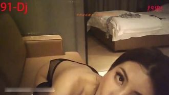 Big J spent a lot of money to date a Thai model who looks exactly like Dilraba, height 170cm, breasts 38E high definition full version