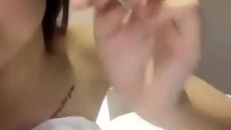 若くて可愛い女の子が女の子1人と男の子2人で3P喧嘩してました キャベツが豚に犯されたのが残念でした 会話が面白かったです。