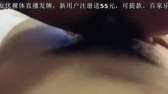 國產cd系列十分漂亮的小偽娘第三部口足肛全套服務被幹的