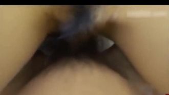 偷拍美丽的人妻部传内裤