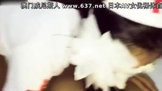 制服高跟骚货被舔的受不了求鸡巴操她淫水泛滥