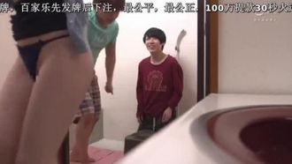 息子の友達のマセガキ共に性処理をさせられる母親 ～佐々木あき