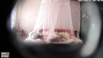 Recommandation de vomissements de sang - Un hôtel à thème photographie franchement une petite et belle beauté universitaire en short en jean âgée de 19 ans