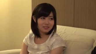 ●Asuka Asakura, una moglie con troppi figli, fa il suo debutto nell'AV Riesci a credere che una ragazza così carina abbia un figlio ed sia anche una pervertita?