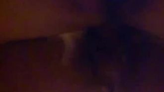 Trapelato il selfie della coppia: si toccavano il seno con entrambe le mani e alla fine sembravano eiaculare