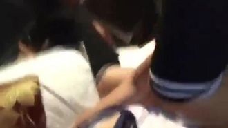 [本日招牌!!]真实女学生被玩到潮吹! 被干的急促呻吟还说着好舒服