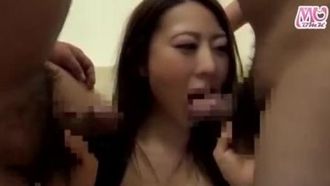 구속 장난감 责め이나 대량 질 내 사정 능욕마저도 웃음으로 받아 주는 임신 후령기의 Gcup도 M아내 키리하라 리나