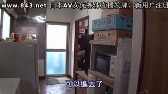 お嬢様女子大生と贫乏大学生の中出し同栖性活 桥本さゆり