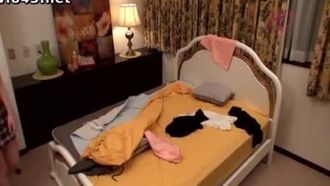 传言的贫乳美女斥责露胸部、让人脸红耳赤 3