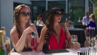 [Europa y Estados Unidos] ¡¡Tomemos el té de la tarde con mis amigas!! Nos rocían leche de soja espesa en la cara ~