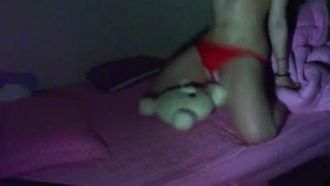 Video conduttore-bambino accovacciato 27