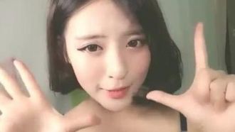 [한류가 온다] 여신급 앵커~가슴 예쁜 여자, 미소와 미소가 시선을 멈추게 만든다 (6)