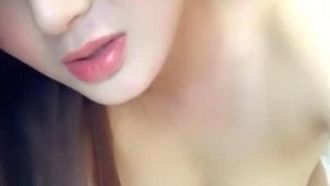甜心宝宝礼物收不停~高潮就不停~自慰插穴让干爹疯狂斗内~
