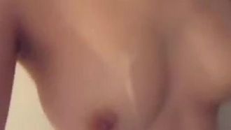 ?Frappez mes seins~?Célébrité Internet de grande apparence et beautés métisses~laissez vos seins montrer à vos parrains~