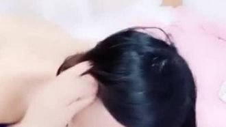 La trasmissione in diretta della lecca-cazzi della conduttrice civettuola~ Se non puoi succhiare, allora ti darò il mio cazzo~