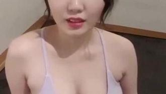 [Corée] Anchor a exposé ses seins et a dansé KPOP~L'hémisphère nord solitaire l'a exposé pour que les papas puissent le voir~