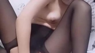 L'ancre au goût prononcé~L'énorme gode n'était pas suffisant~Au final, il a mis tout son poing dedans ?!