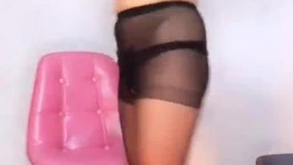 Ingressos 39 ~ 9 ~ (som quebrado) Uma versão dark do show de strip-tease e masturbação de Michelle Chen ~ No final, os sugar daddies ganham uma buceta rosa ~
