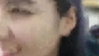 教室能做什么？偷偷脱裤啪啪啪 快点射~~ 老师要来了