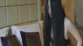 Maldita recomendación: Fu Ge, la segunda generación rica, se registra en una habitación de hotel para jugar con el modelo publicitario de champú, que se parece a Lujiazui HD sin marca de agua 2