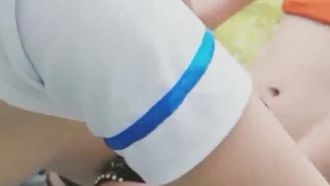 La celebrità tettona di Internet Manman si soffia la bocca all'aperto sul balcone e ingoia lo sperma in alta definizione