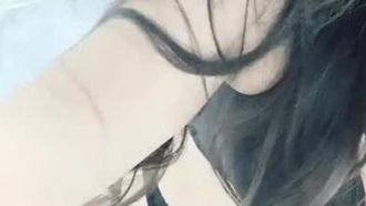 高颜值非常嫩妹子【00后学妹】性感内衣露逼诱惑，大姨妈还没走完掰穴特写，很是诱惑喜欢不要错过