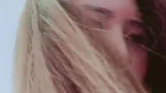 小可爱平台(原卡哇伊)颜值不错美女妖女雯雯直播大秀 身材不错激情自慰 十分诱人