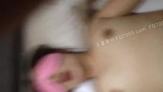 [本土有声!]已婚女同事偷情叫床:恩~插深一点 插深一点~真是淫荡人妻阿!~