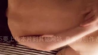 172长腿小模帮我「咬咬」我侧翻从后面强力进攻！她忍不住求饶「轻一点」