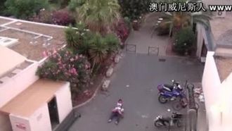 大冒险输了？情侣大街上直接抽插起来！