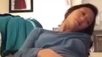 Non so cosa fare quando torno a casa, quindi iniziamo una trasmissione in diretta e mostriamola a tutti!