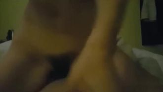 Vous pouvez voir à quel point cette étudiante est excitée en regardant certaines de ses caractéristiques sexuelles.