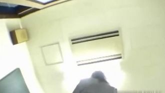 内衣外露