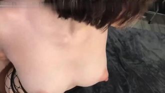 极品美乳华裔靓妹李凯莉穿着性感网袜被黑人男友后人xiao穴貌似最近奶子又大了