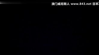 家庭用トイレ撮影マスター：街を徘徊していると美脚美女を発見し、後を追って女子トイレに入り他人を覗き見する。