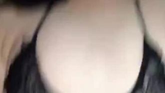 快乐人妻与她的偷情好伙伴~男友视角爱爱视频!!