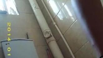 トイレ盗撮5：女子学生は確かに若くて美しい