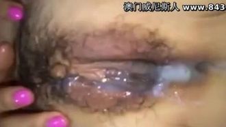 人妻为了钱什么都做!!但是小哥哥你一定要戴套喔!!