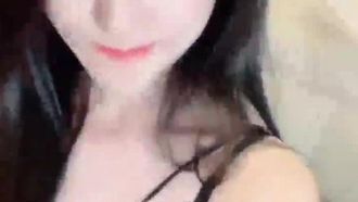 女神のような容姿と悪魔のようなボディを持つセクシーな若いモデル～週末自宅で金持ちの若者と情熱的なセックス～誤って短いセックスビデオが流出～隠すには多額のお金を支払わなければならないようです彼女の恥〜