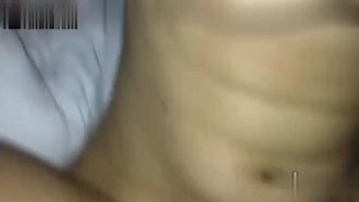 佛爺微信約操96年36F巨乳白嫩美女奶大逼緊把佛爺爽的提前射了