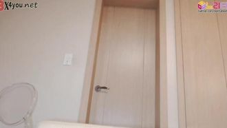[한국] 아빠의 지시사항 : 다리를 높이 올려~보지로 놀아보세요~