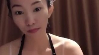 强哥撩妹系列酒店约炮苗条大奶已婚少妇 男人可以没钱但一定要骚