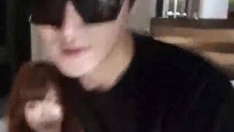 [Korea] Big breasts are placed on the table~ I suck the nipples like pacifiers in front of the camera~