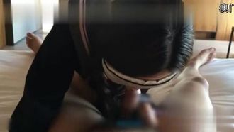 美女被操高潮後大叫：好粗的大雞巴,操死我了,好爽,我喜歡大雞巴!
