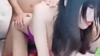 金屋藏娇阁颜值身材俱佳美女主播q朴妮唛直播大秀 勾搭了个男人啪啪大秀 十分诱人