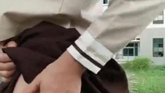 風流校園淫浪娘教室玩美乳浪穴宿舍樓下露出