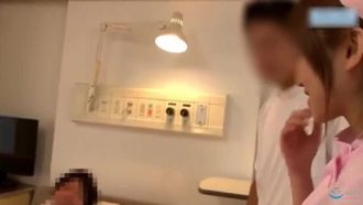 [Caracteres chineses] Pacientes hospitalizados acamados estão morrendo! Se você consegue suportar a posição de pilotagem em alta velocidade de uma atriz AV de primeira linha, você pode gozar dentro dela.Sora Shiina