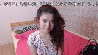 [欧美主播外流]超级可爱萝莉秀，外国的小学生果然都比较早熟果然那方面的知识都充实了