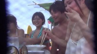 海だ！ナンパだ！セックスだ！！笑顔が超キュートなむっちりボディの女子大生を「カラオケのイメージ撮影」と骗してハメまくり☆