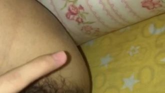La fidanzata della Coppa D ha perso il telefono e il selfie sessuale è trapelato, bendata, calze nere, scopata con un grosso culo, super cool